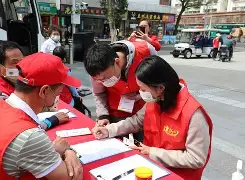 开云平台-志愿者瓦满西亚巴表现惊人，获最佳新秀称号