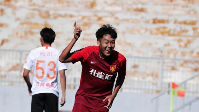 包含华夏幸福呆滞失球,陷入中超保级泥潭的词条 包含华夏幸福呆滞失球,陷入中超保级泥潭的词条