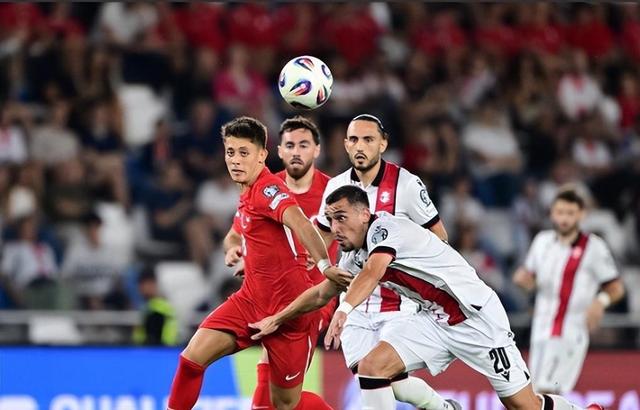 欧预赛强队对决，实力碰撞谁能笑到最后