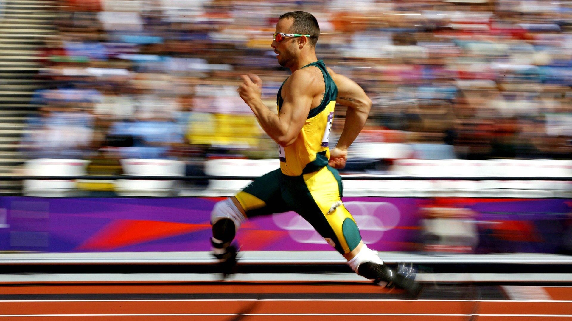 戈贝尔化身巨灵神,马刺以盾破矛终结雄鹿18连胜神话